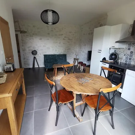 Le Puech Des Amandiers Holiday home Villeneuve-sur-Vere