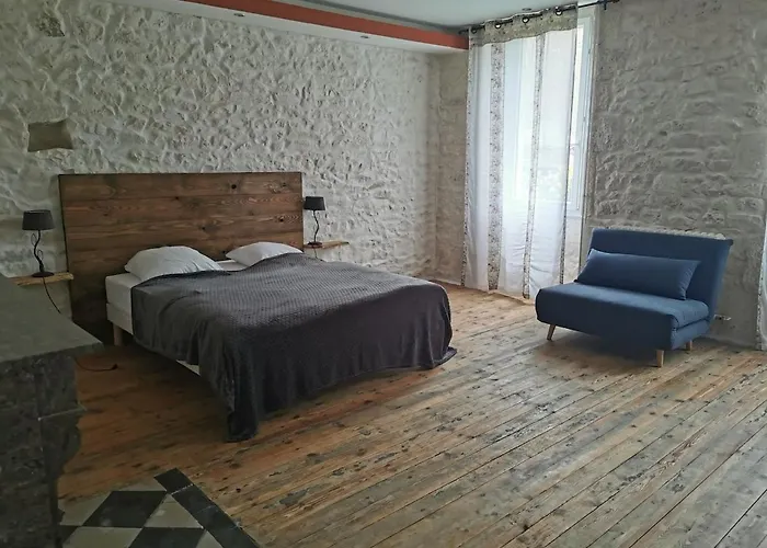 Le Puech Des Amandiers * Villeneuve-sur-Vere